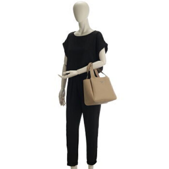 Prada Tote Bag Triangle Logo Vitello Dino Leather - Picture 7 of 7